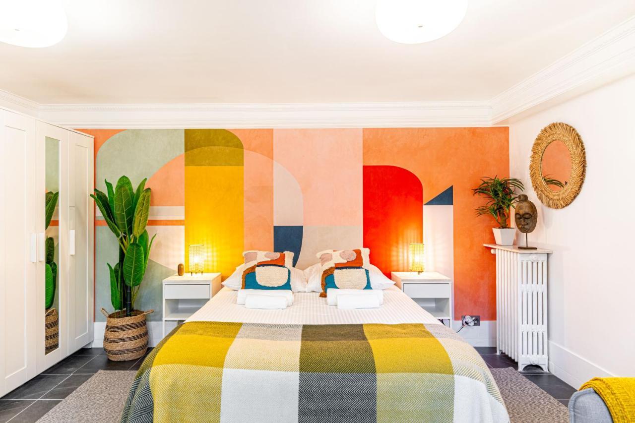 Modern Apartement Grand Paris, Tv Salon, Sharing Garden, Villa Des Ammonites Мьодон Екстериор снимка